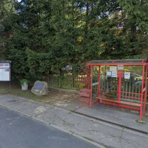 Kamień upamiętniający Wacława Kohlera w Ścięgnach - kamien upamietniajacy waclawa kohlera w sciegnach 2