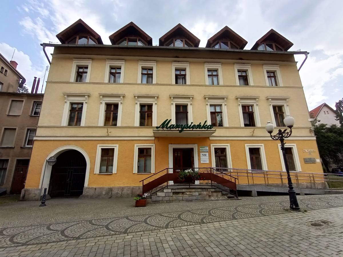 Pawilon Marysieńka w Cieplicach - pawilon marysienka w cieplicach 5