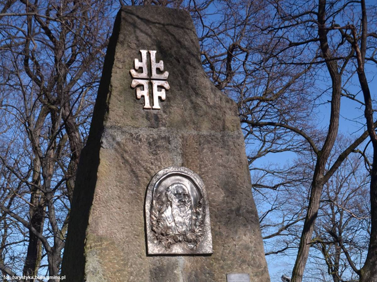 Pomnik Friedricha Ludwiga Jahna w Białej - pomnik friedricha ludwiga jahna w bialej 2