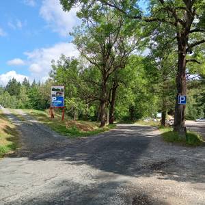 Parking na Przełęczy Karpnickiej - parking na przeleczy karpnickiej 13