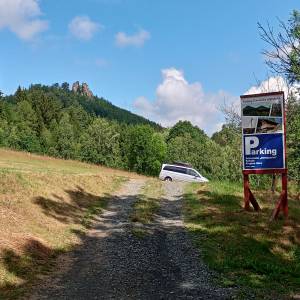 Parking na Przełęczy Karpnickiej - parking na przeleczy karpnickiej 16