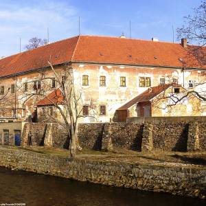 Dawny klasztor cystersów w Cieplicach - budynek klasztoru w zespole pocysterskim w cieplicach adrrdga14