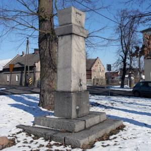 Pomnik poległych w Wojnowicach - wojnowice pomnik ofiar i wojny swiatowej fotopolska eu 105165