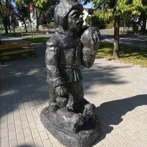 Rzeźba Gwarka (ul. Główna) w Tarnowskich Górach - tarnowskie gory bobrowniki slaskie skwer przy ul glownej figura gwarka 03