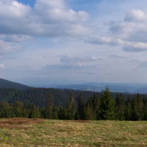 Trzy Kopce w Beskidzie Żywieckim (1216 m n.p.m.) - beskid zywiecki widok z hali rysianki na masyw pilska