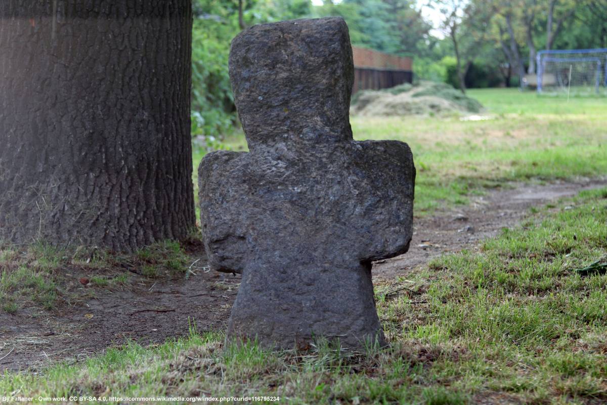 Krzyż pokutny w Kamieńcu Ząbkowickim - kamieniec zabkowicki stone cross 2017 p02