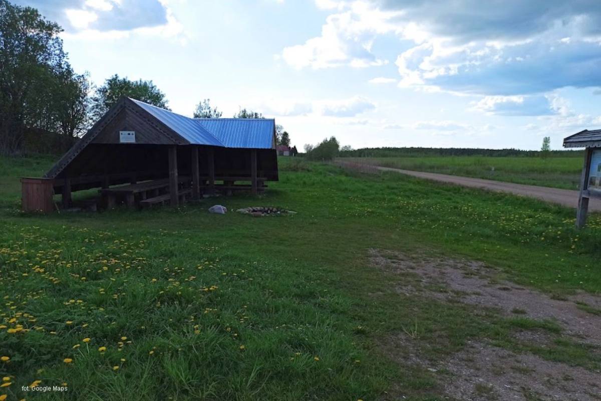 Parking i wiata turystyczna w Szuszalewie - parking szuszalewo