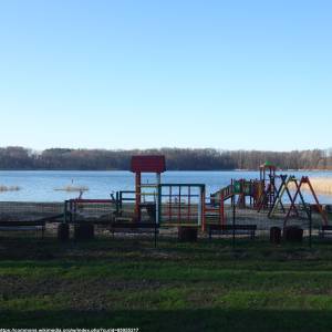 Główna plaża nad Jeziorem Goszcza w Lubrzy - plaza nad goszcza w 2020 roku