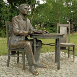 Promenada Gwiazd w Międzyzdrojach - miedzyzdroje krzysztof kolberger monument