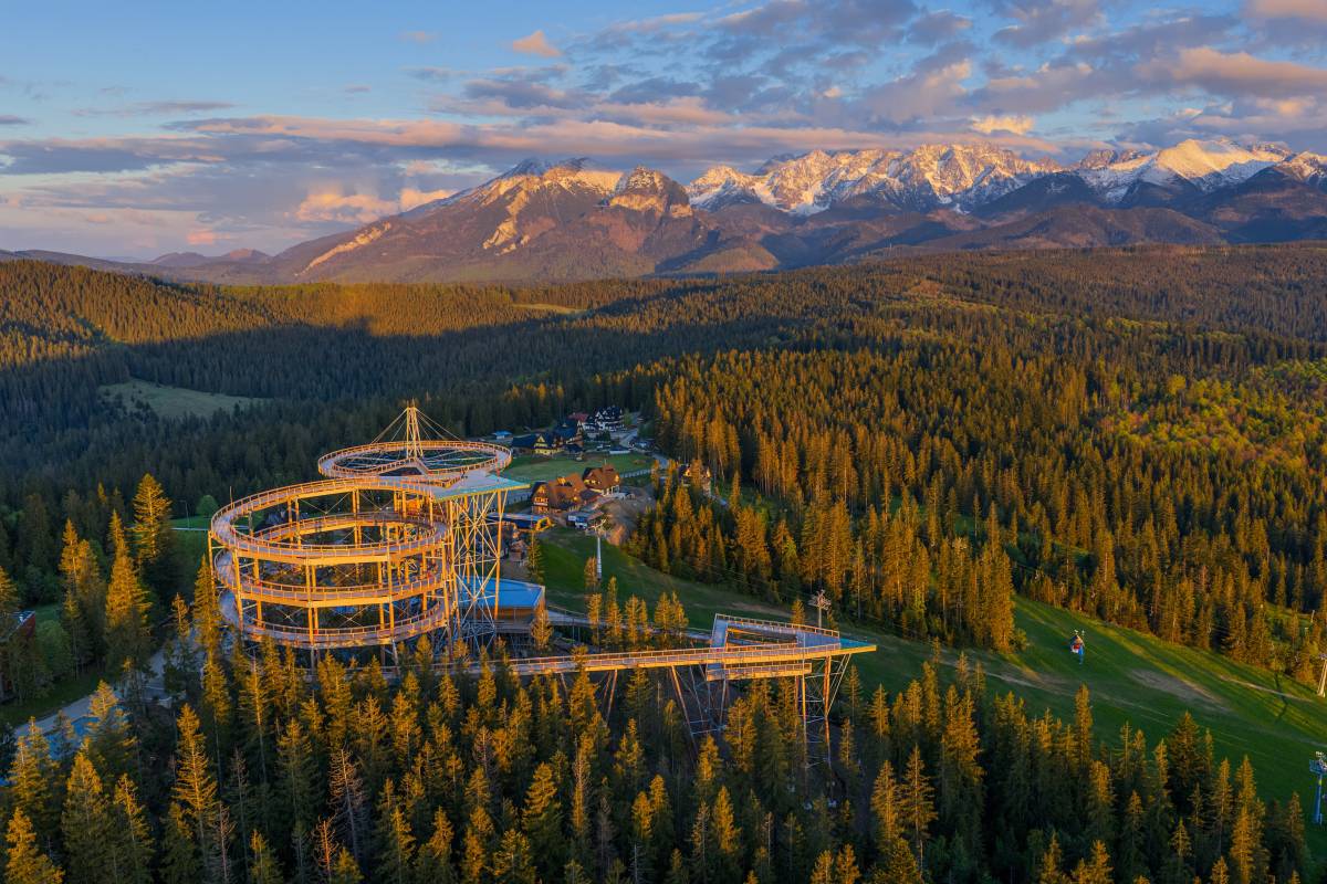 Wieża widokowa Sky Walk Serce Poronina - sky walk serce poronina