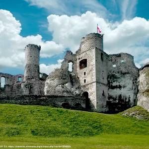 Jura Krakowsko-Częstochowska (Wyżyna Krakowsko-Częstochowska) - zamek ogrodzieniec