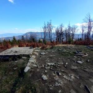 Ruiny schroniska na Trzech Kopcach - ruiny schroniska na trzech kopcach 5