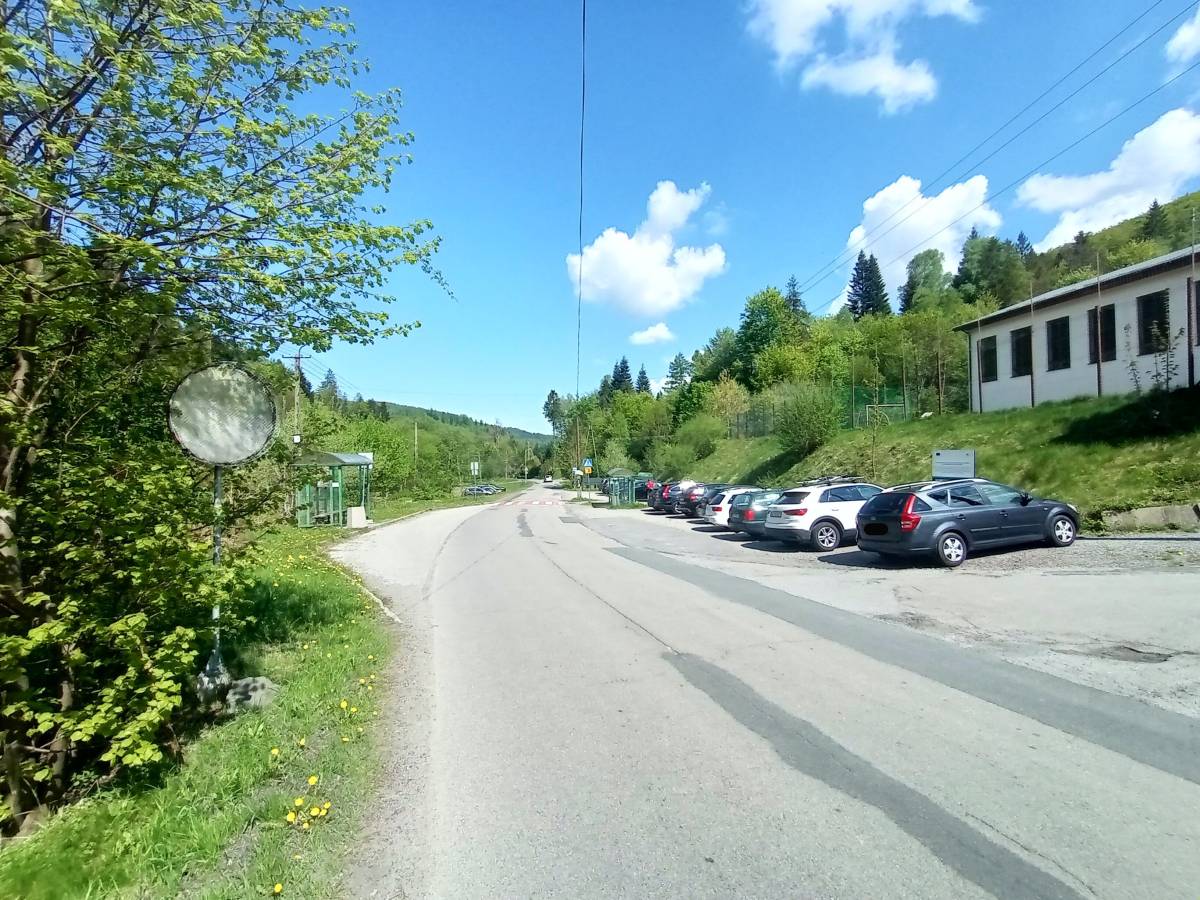 Parking Brenna-Leśnica Szkoła - parking brenna lesnica szkola 26