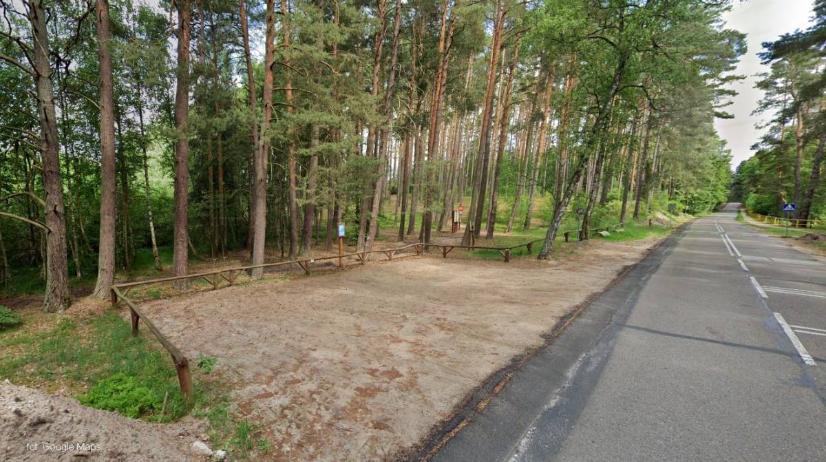 Parking Bachorze - przy punkcie widokowym - parking bachorze przy punkcie widokowym