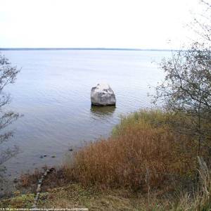 Głaz Królewski nad Zalewem Kamieńskim - glaz krolewski nad zalewem kamienskim 3