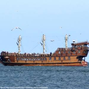 Rejsy statkiem w Świnoujściu - roza weneda at swinoujscie 05