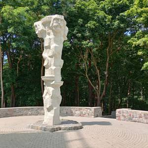 Pomnik Trygława w Wolinie - pomnik tryglawa w wolinie 7