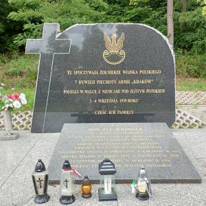 Bitwa pod Janowem (3-4.09.1939) - grob zbiorowy wojenny zolnierzy wojska polskiego w zlotym potoku 10