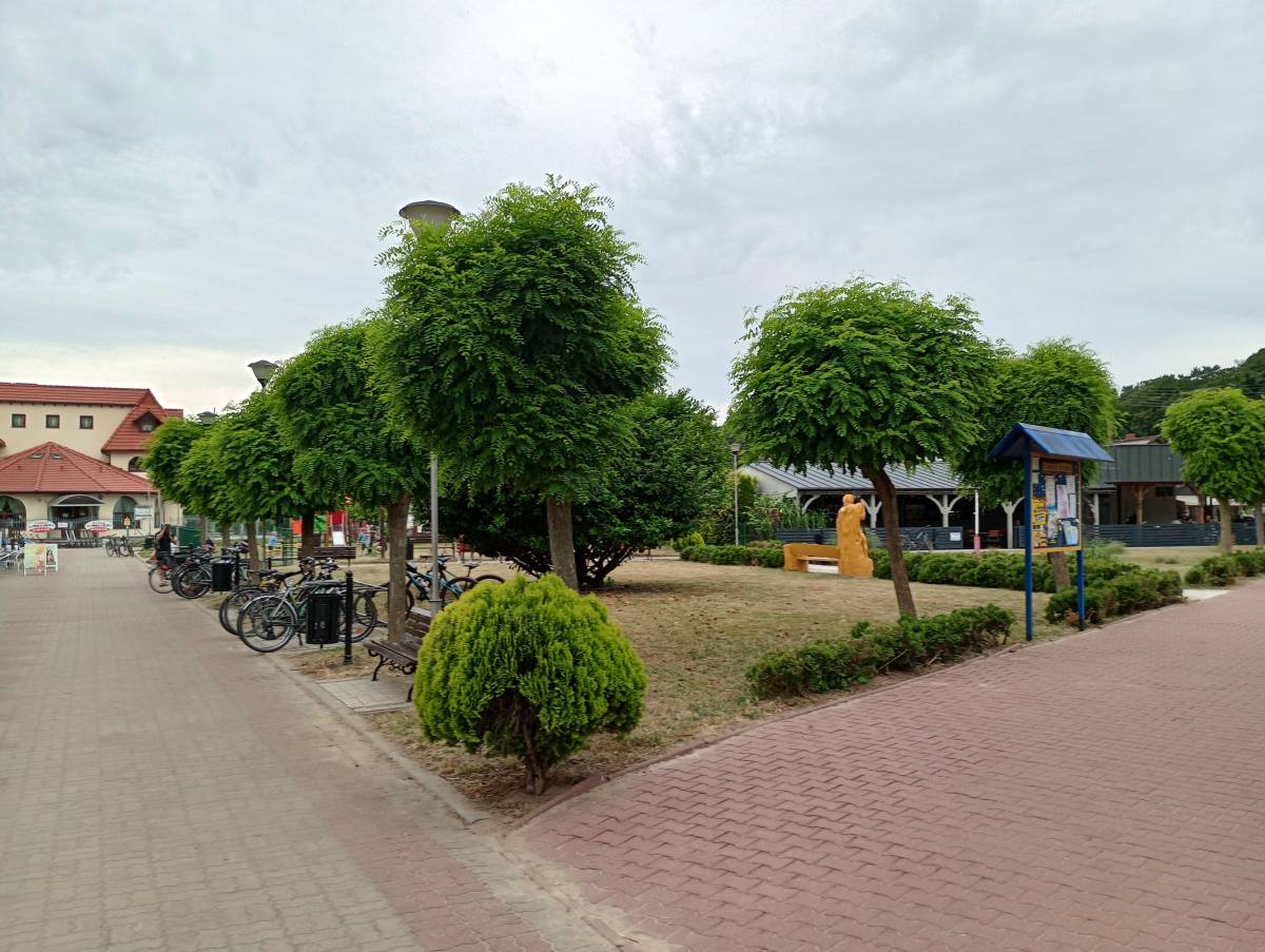 Plac Neptuna w Wisełce - plac neptuna w wiselce 3