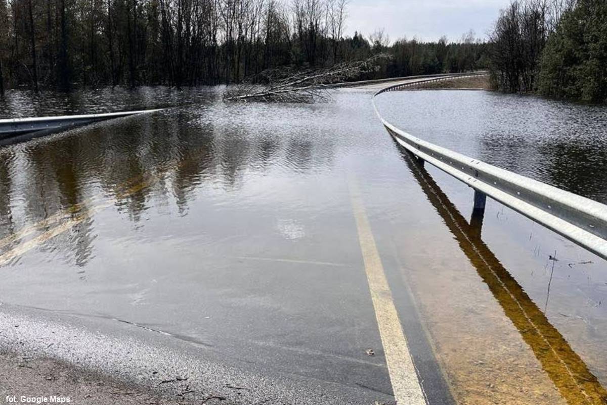 Zalana obwodnica w Bolesławiu - zalana obwodnica w boleslawiu