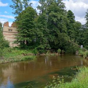 Spływy kajakowe po Pilicy w Łąkietce - przystan przylek lakietka spalony mlyn 28