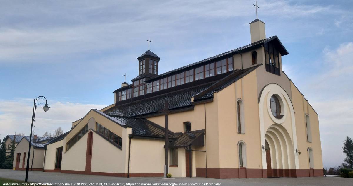 Kościół pw. Miłosierdzia Bożego w Prudniku - kosciol pw milosierdzia bozego w prudniku 1