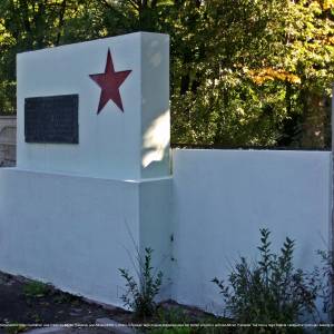 Cmentarz Żołnierzy Radzieckich w Suwałkach - cmentarz zolnierzy radzieckich w suwalkach 031