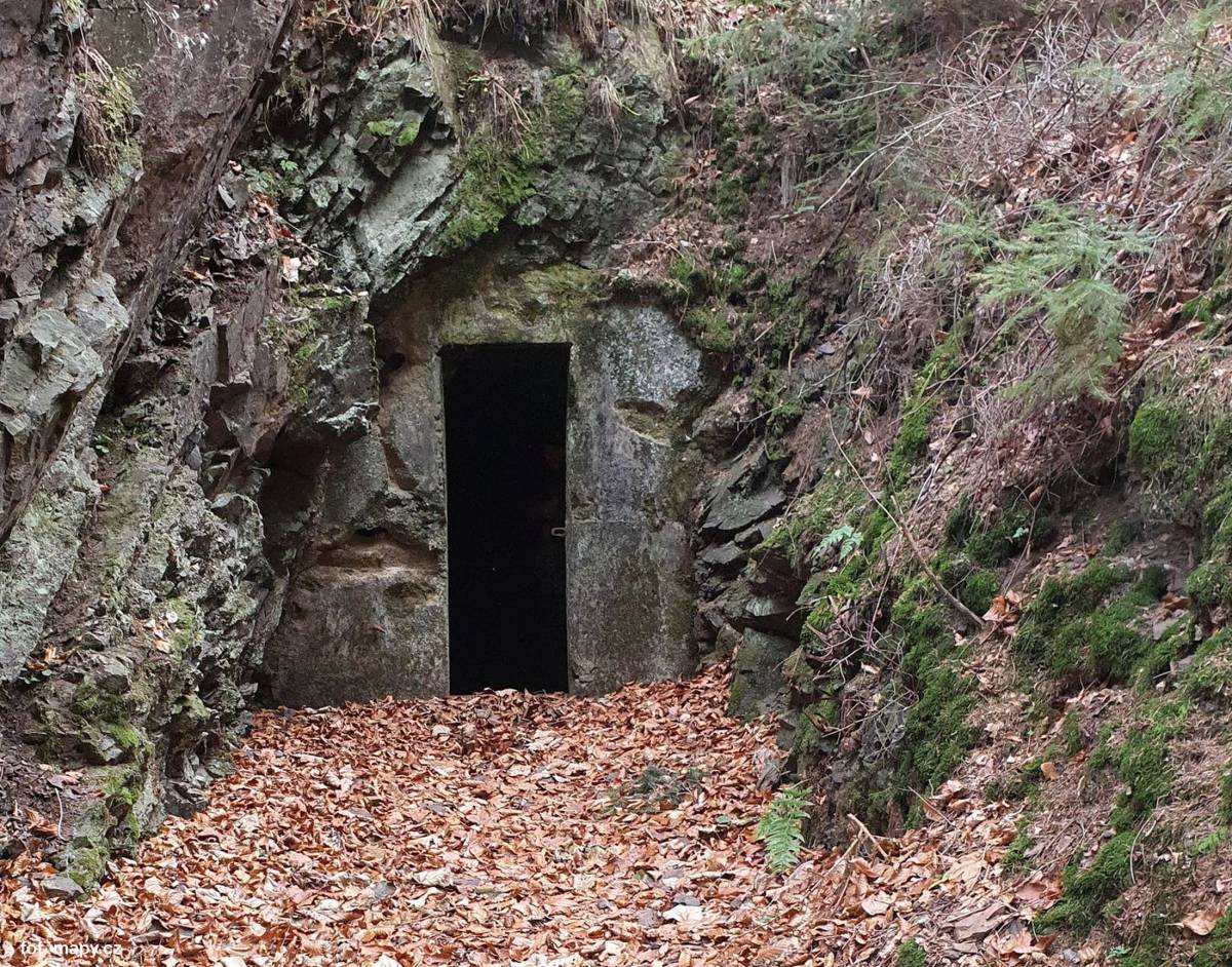 Sztolnia za stawami "Lässiger-Stolle" w Starym Lesińcu - sztolnia nad stawami lassiger stolle 3