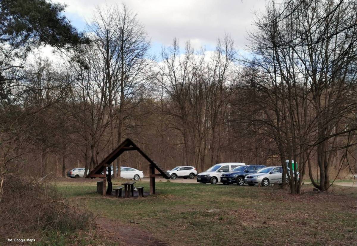 Parking Truskaw - parking truskaw3jpg