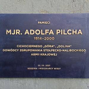 Pomnik pamięci Adolfa Pilcha w Wiśle - pomnik pamieci adolfa pilcha w wisle 4