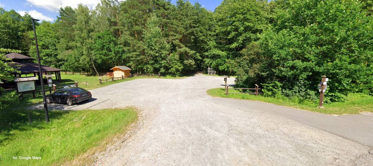 Parking Łomnica - parking lominca1