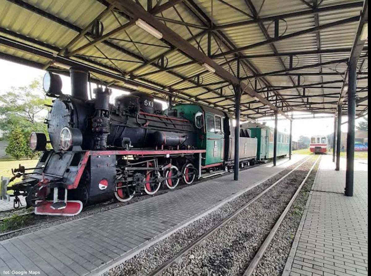 Stacja Jędrzejów Wąskotorowy - stacja jedrzejow waskotorowy 3