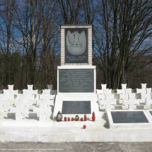 Pomnik Korpusu Ochrony Pogranicza i Cmentarz Wojenny w Wytycznie - wytyczno military cemetery