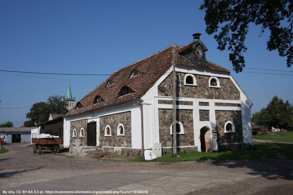 Spichlerz folwarczny w Pieskach - spichlerz folwarczny w pieskach 1