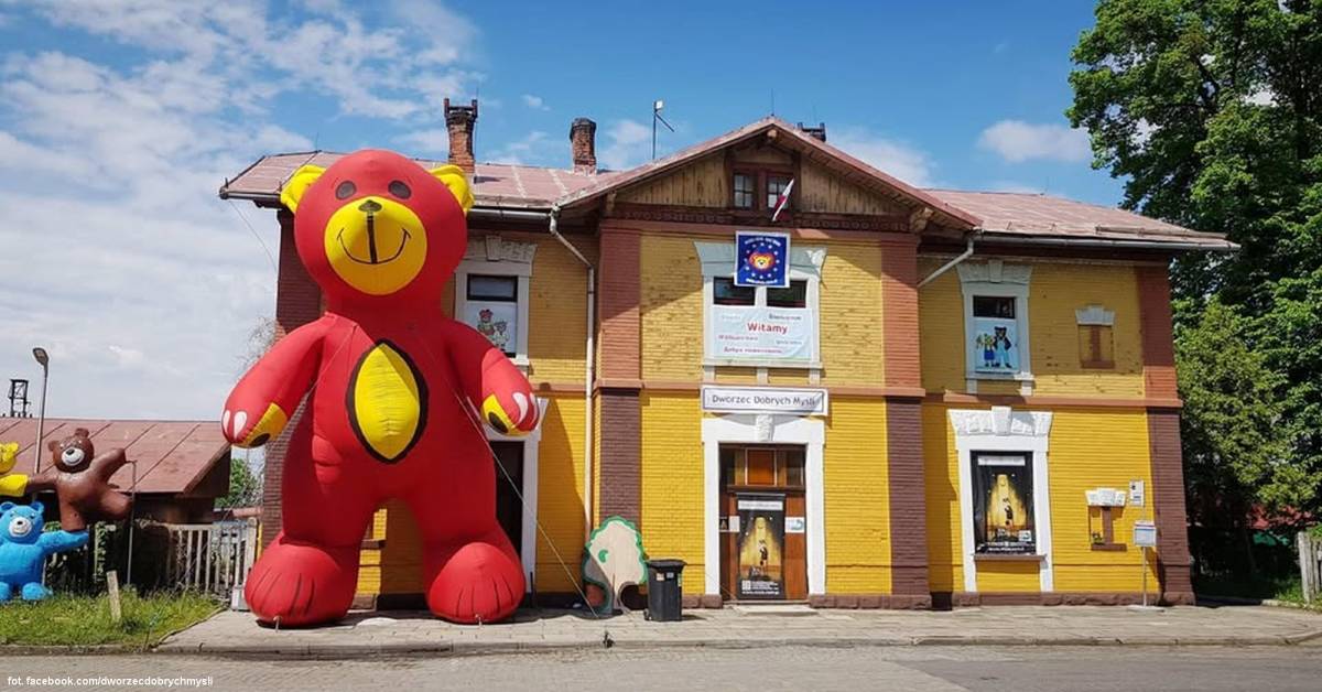 Dworzec Dobrych Myśli w Ustroniu - dworzec dobrych mysli w ustroniu 7