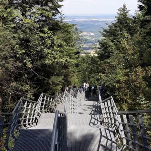 Galeria widokowa na Gołoborzu - goloborza na lysej gorze 4