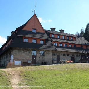 Gorczański Ośrodek Historii Turystyki Górskiej na Turbaczu - schronisko pttk na turbaczu 20