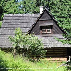 Gorczański Ośrodek Historii Turystyki Górskiej na Turbaczu - turbacz cultural centre of mountain tourism 1