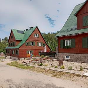 Parking przy Osadzie Chybotek w Przesiece - parking przy osadzie chybotek w przesiece 2