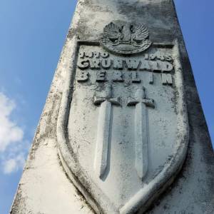 Pomnik Grunwaldzki w Chełmku - pomnik grunwaldzki w chelmku 5