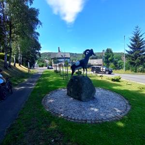 Skwer Pod Muflonem w Podgórzynie - skwer pod muflonem w podgorzynie 3