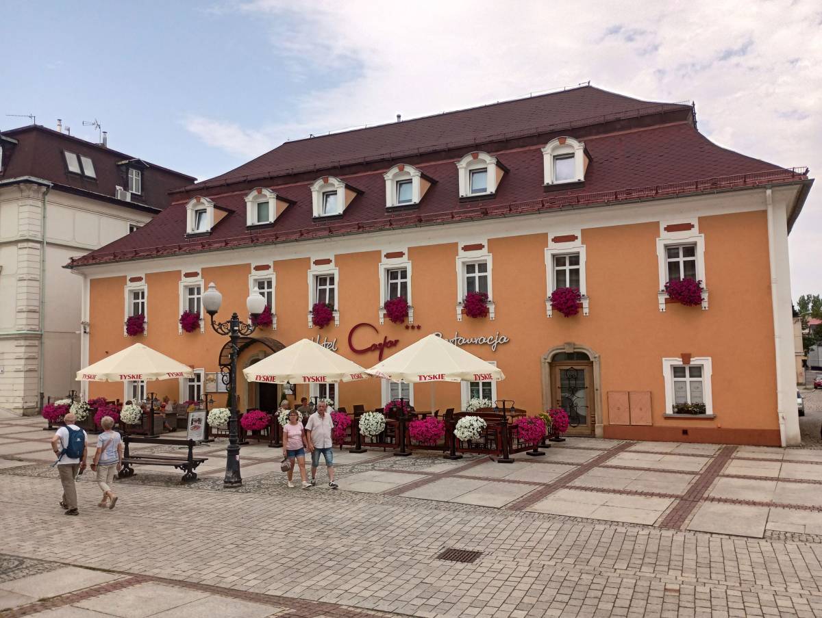 Dawny Hotel Śnieżka w Cieplicach - dawny hotel sniezka w cieplicach 6