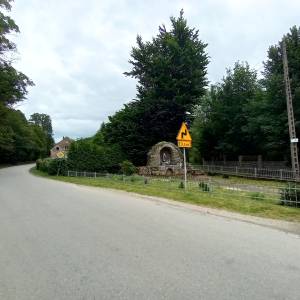 Grota maryjna w Staniszowie - grota maryjna w staniszowie 4