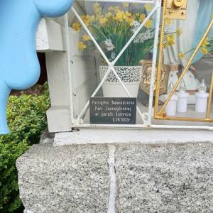 Kapliczka domkowa w Łomnicy - kapliczka przydrozna w lomnicy 5