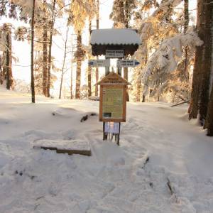 Szlak rowerowy Krościenko-Przełęcz Sosnów - schowek06