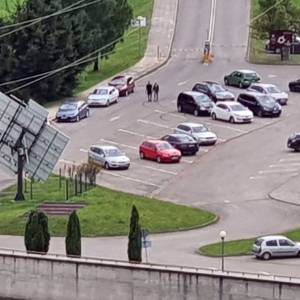 Parking elektrownia wodna Niedzica - parking elektrownia wodna niedzica1