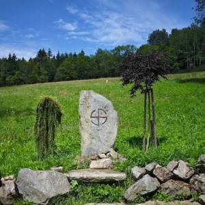 Kamień Szczęścia w Czarnowie - kamien szczescia w czarnowie 7