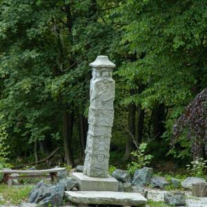 Pomnik Światowida w Czarnowie - pomnik swiatowida w czarnowie 3