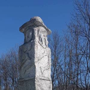 Pomnik Światowida w Czarnowie - pomnik swiatowida w czarnowie 5