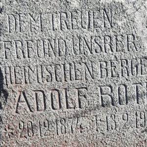 Kamień upamiętniający śmierć Adolfa Rotha - kamien upamietniajacy smierc adolfa rotha 1
